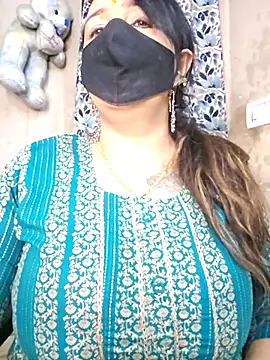 cute-tanvi online show from April 2, 2026, 12:40 am