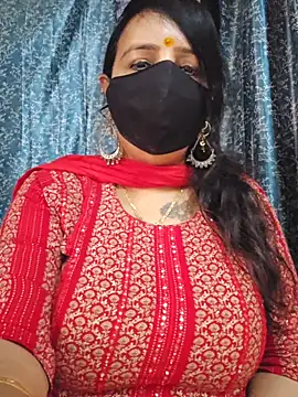 cute-tanvi online show from June 3, 2026, 12:11 am