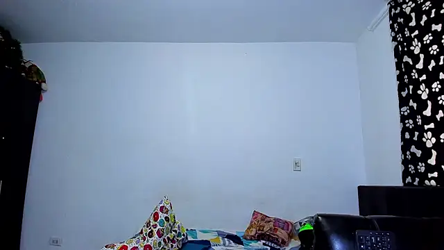 ares sexxx online show from October 13, 2025, 5:03 pm