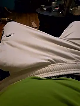 youngbuck91x online show from January 10, 2026, 12:28 am