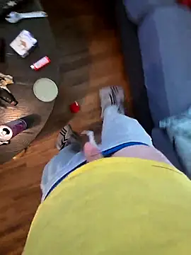 youngbuck91x online show from February 5, 2026, 6:48 pm