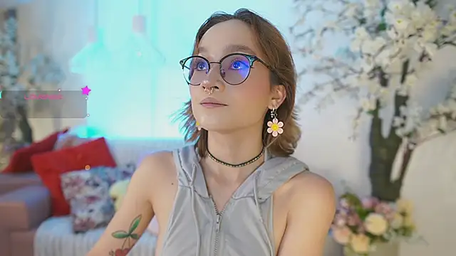 DalahiaRush online show from December 5, 2025, 7:01 pm