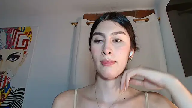 valeria gonzales  online show from May 28, 2026, 11:21 pm