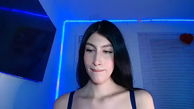 valeria gonzales  online show from October 26, 2025, 10:43 pm