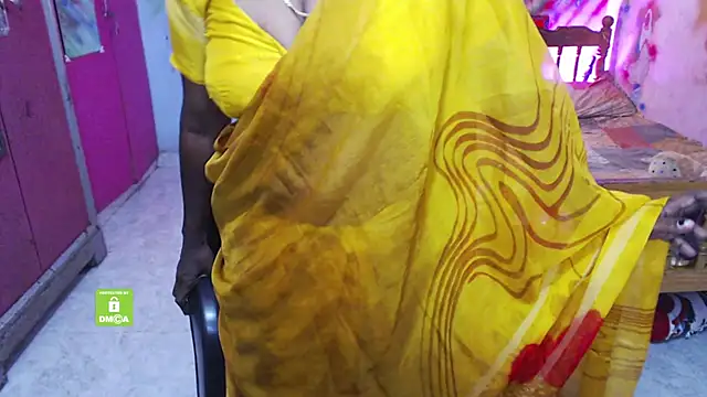 Snapshot of Novapol chatting on November 13, 2025, 6:12 pm Novapol online show from November 13, 2025, 6:12 pm