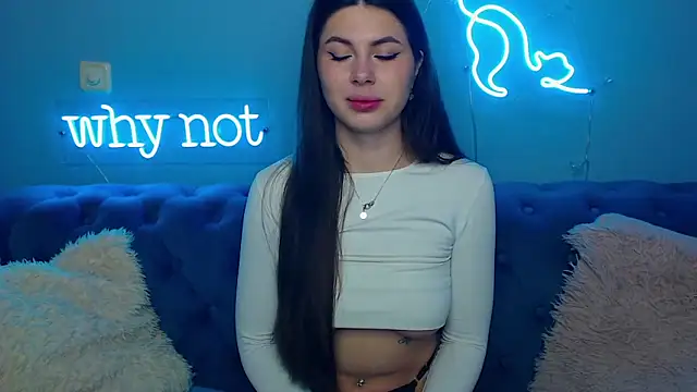 ViollinaLove online show from March 8, 2026, 5:44 am