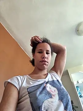 Snapshot of AaliyahHarris chatting on May 6, 2026, 5:55 am AaliyahHarris online show from May 6, 2026, 5:55 am