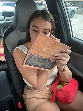 Hall 16 online show from October 30, 2025, 8:39 pm