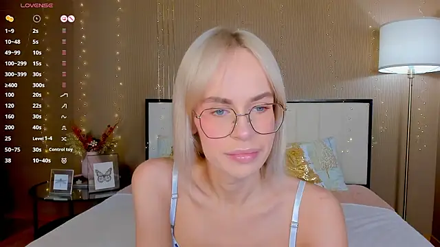 bellatip online show from April 17, 2026, 12:46 am