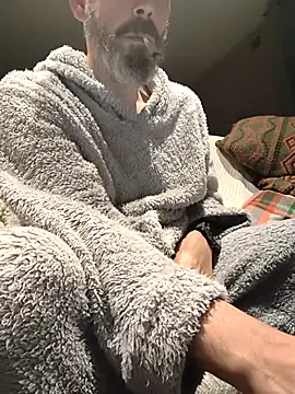 207RCCam online show from March 22, 2026, 11:28 pm