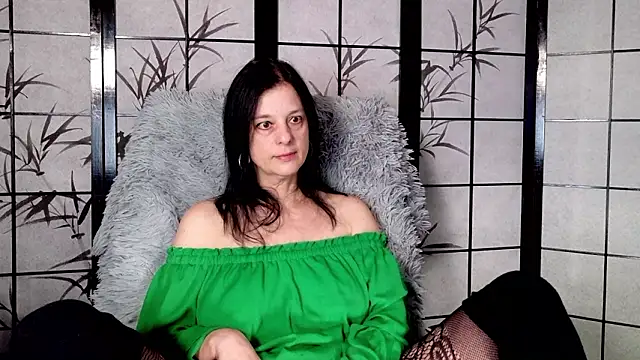  Sweetlonglips  online show from March 15, 2026, 6:31 am