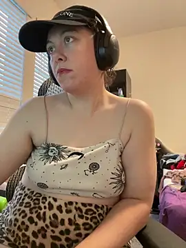 bratcore online show from March 28, 2026, 11:39 pm