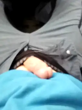 Snapshot of Rolandxxxr chatting on October 26, 2025, 9:20 am Rolandxxxr online show from October 26, 2025, 9:20 am