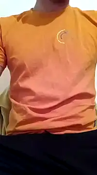 Snapshot of Rolandxxxr chatting on February 11, 2025, 4:56 pm Rolandxxxr online show from February 11, 2025, 4:56 pm