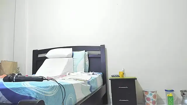 Snapshot of mara2020_69 chatting on January 15, 2026, 12:41 pm mara2020 69 online show from January 15, 2026, 12:41 pm