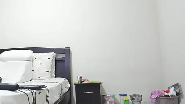 Snapshot of mara2020_69 chatting on January 6, 2026, 1:04 pm mara2020 69 online show from January 6, 2026, 1:04 pm