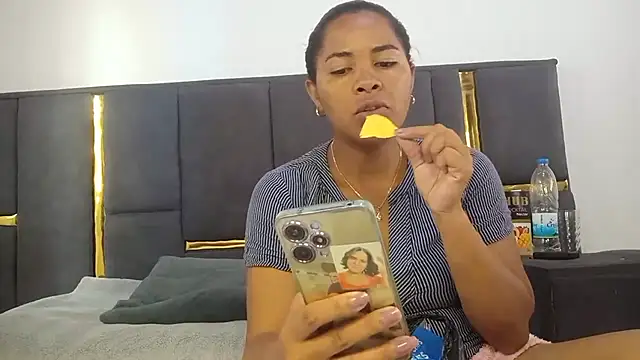 aleixane online show from April 18, 2026, 6:38 am