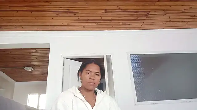 aleixane online show from May 16, 2026, 6:34 am