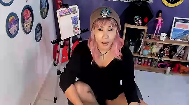 Mary Rosse1 online show from March 22, 2025, 9:56 am