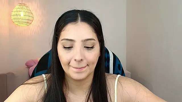 YummyAnna  online show from February 18, 2026, 8:16 pm