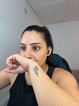 YummyAnna  online show from March 17, 2026, 3:26 pm