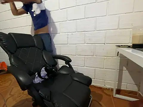 Max TheHorseDick online show from March 10, 2026, 3:32 am