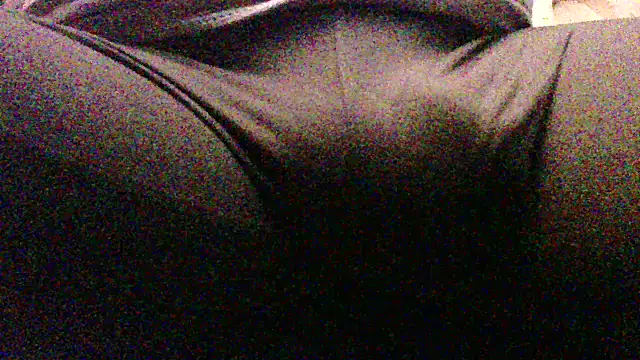 Snapshot of SDtinycok chatting on November 1, 2025, 12:10 pm SDtinycok online show from November 1, 2025, 12:10 pm