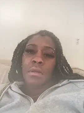 Snapshot of Foreignthababyy chatting on November 27, 2025, 2:17 pm Foreignthababyy online show from November 27, 2025, 2:17 pm