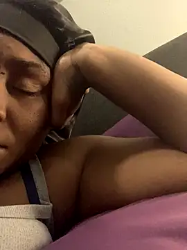 Snapshot of Foreignthababyy chatting on September 19, 2025, 10:41 am Foreignthababyy online show from September 19, 2025, 10:41 am