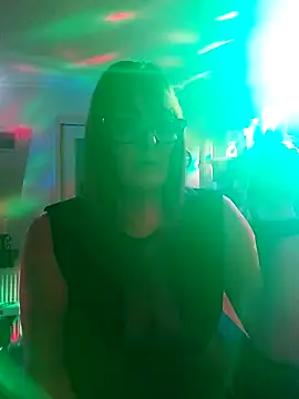 COUPLE4VOYEUR01 online show from February 15, 2025, 8:34 pm