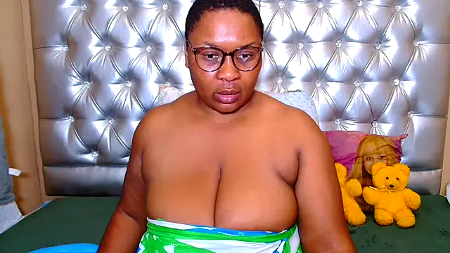 missboobsxx online show from February 9, 2026, 6:50 pm