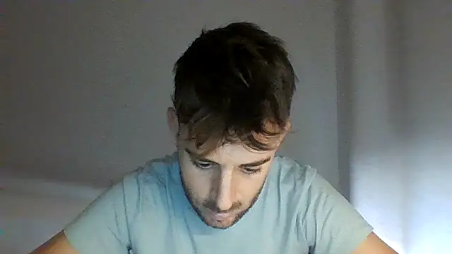 Snapshot of vargas90 chatting on October 27, 2025, 10:49 am vargas90 online show from October 27, 2025, 10:49 am