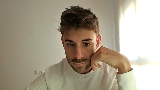 Snapshot of vargas90 chatting on November 21, 2025, 11:20 am vargas90 online show from November 21, 2025, 11:20 am