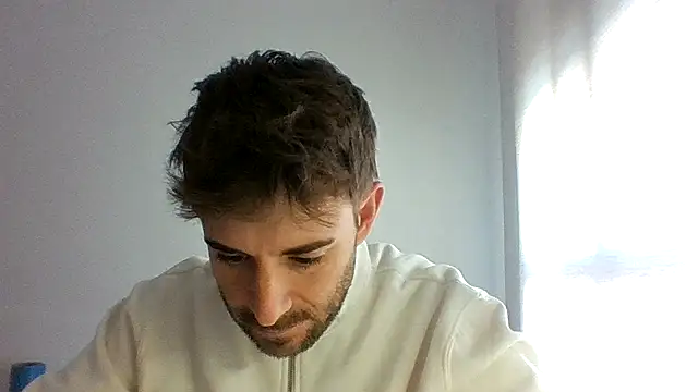 Snapshot of vargas90 chatting on December 2, 2025, 11:23 am vargas90 online show from December 2, 2025, 11:23 am