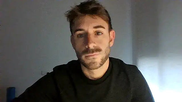 Snapshot of vargas90 chatting on December 1, 2025, 11:33 am vargas90 online show from December 1, 2025, 11:33 am