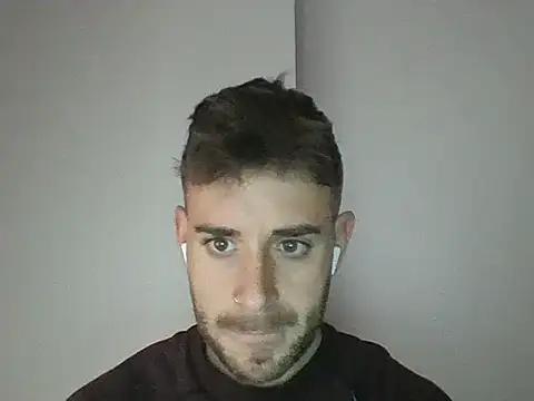 Snapshot of vargas90 chatting on March 3, 2025, 9:34 am vargas90 online show from March 3, 2025, 9:34 am