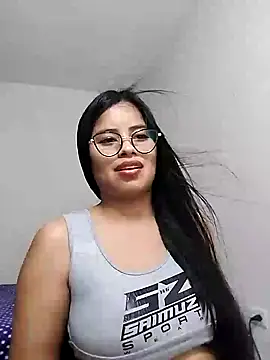 charlotte moineau online show from January 21, 2025, 2:22 am