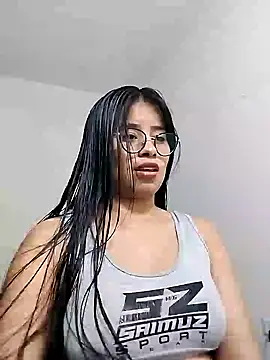 charlotte moineau online show from January 18, 2025, 11:44 pm