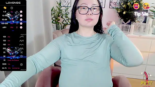 Sunam01 online show from December 17, 2025, 6:13 pm