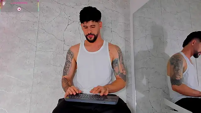 Petesevans online show from December 19, 2025, 11:18 pm