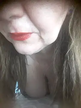 Snapshot of sua_sub_ chatting on December 20, 2024, 4:36 pm sua sub online show from December 20, 2024, 4:36 pm