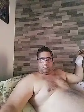 ADRIAN ADI40 online show from May 14, 2026, 6:32 am