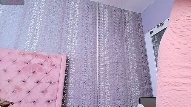 Snapshot of indi_catalina chatting on March 21, 2025, 2:29 pm indi catalina online show from March 21, 2025, 2:29 pm