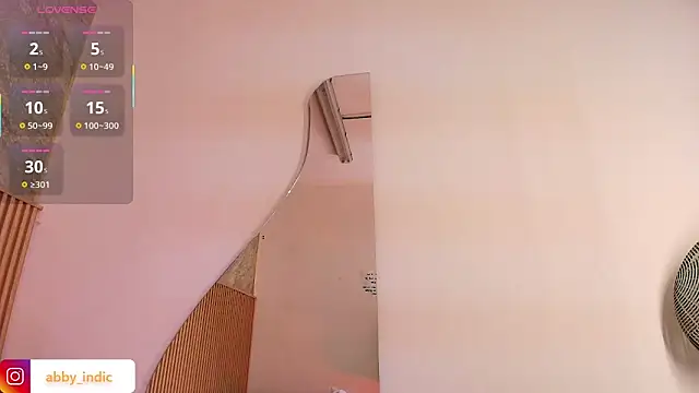 Snapshot of indi_catalina chatting on September 11, 2025, 12:16 pm indi catalina online show from September 11, 2025, 12:16 pm