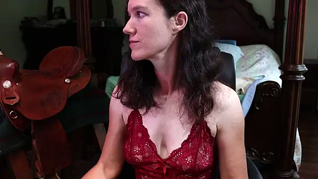 Snapshot of thornburyrose chatting on June 11, 2026, 8:06 pm thornburyrose online show from June 11, 2026, 8:06 pm