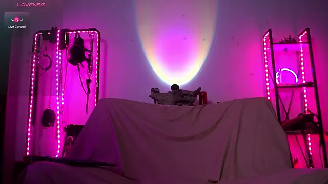 CyberXGoddess online show from November 19, 2025, 2:22 am