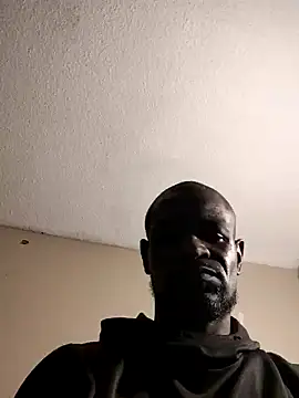 Maculine Stayr online show from January 12, 2025, 12:33 pm