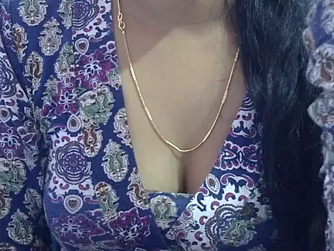 Your wild Dia online show from February 16, 2026, 5:28 am