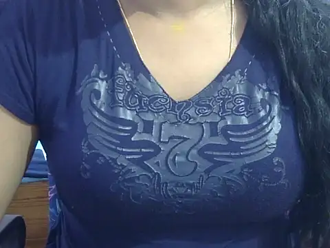 Your wild Dia online show from February 10, 2026, 5:28 am