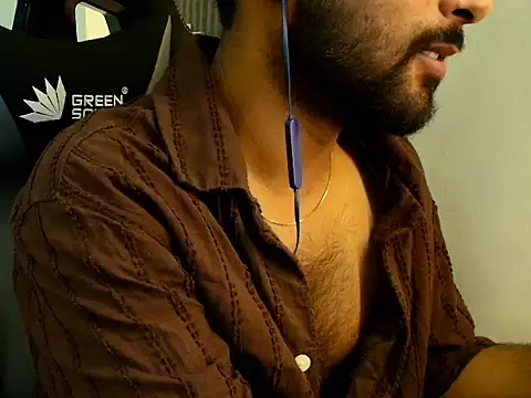 Snapshot of SHENOY3 chatting on May 19, 2026, 5:53 pm SHENOY3 online show from May 19, 2026, 5:53 pm